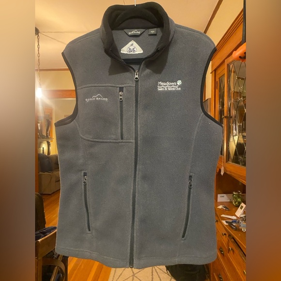 Eddie Bauer Fleece Vest. Men’s Medium. Like new - Picture 5 of 5